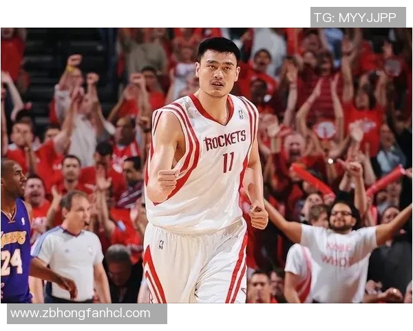 姚明在男篮历史上的辉煌瞬间与经典图片回顾